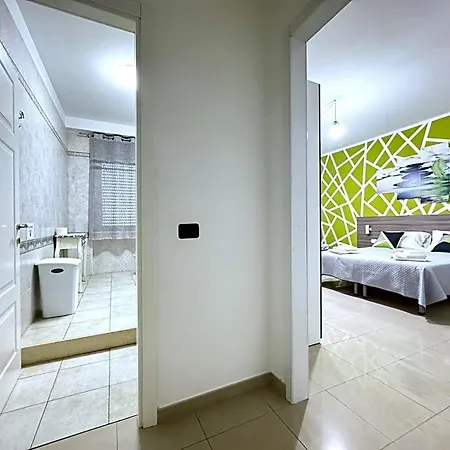 فندق مبيت وإفطار Corso Roma & Apricena