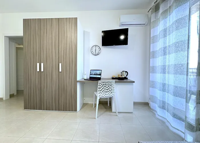 Corso Roma & לינה וארוחת בוקר Apricena