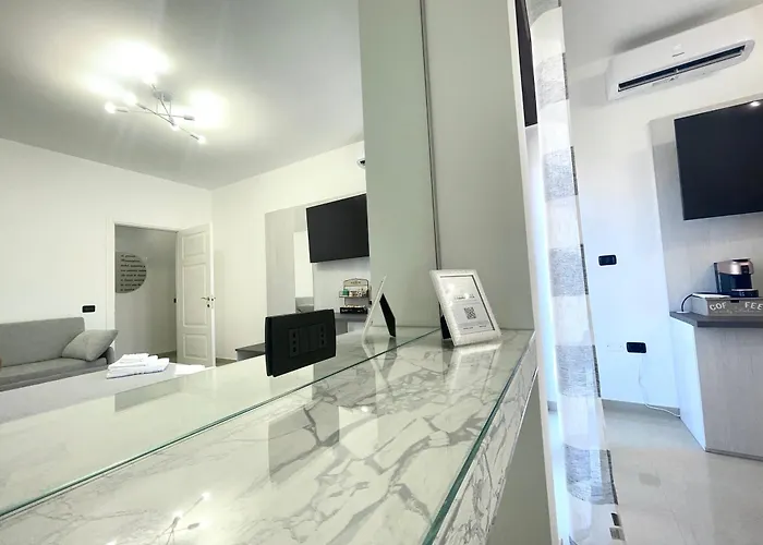 לינה וארוחת בוקר Corso Roma & 4*